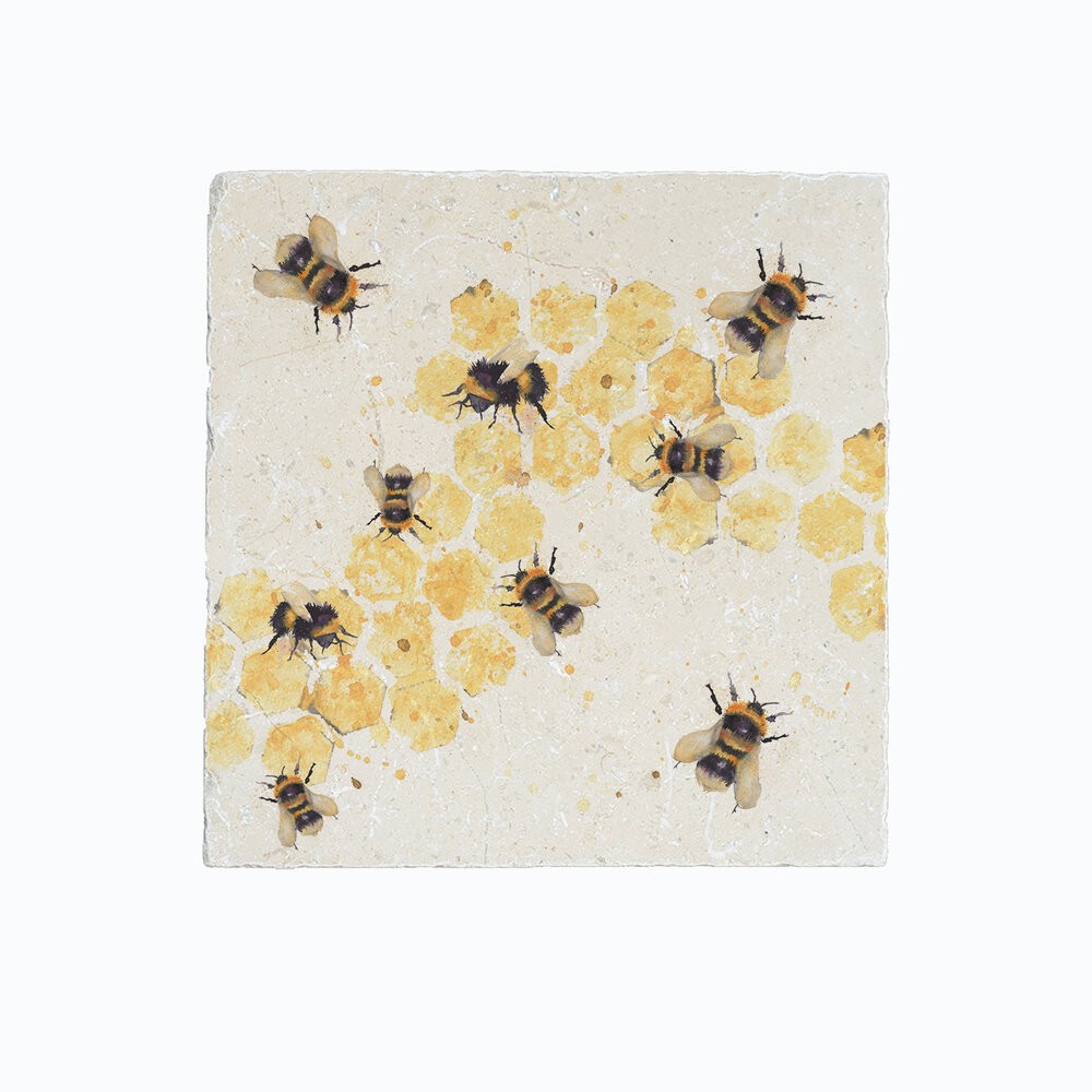TD Kate of Kensington Medium Platter Bees in Bees