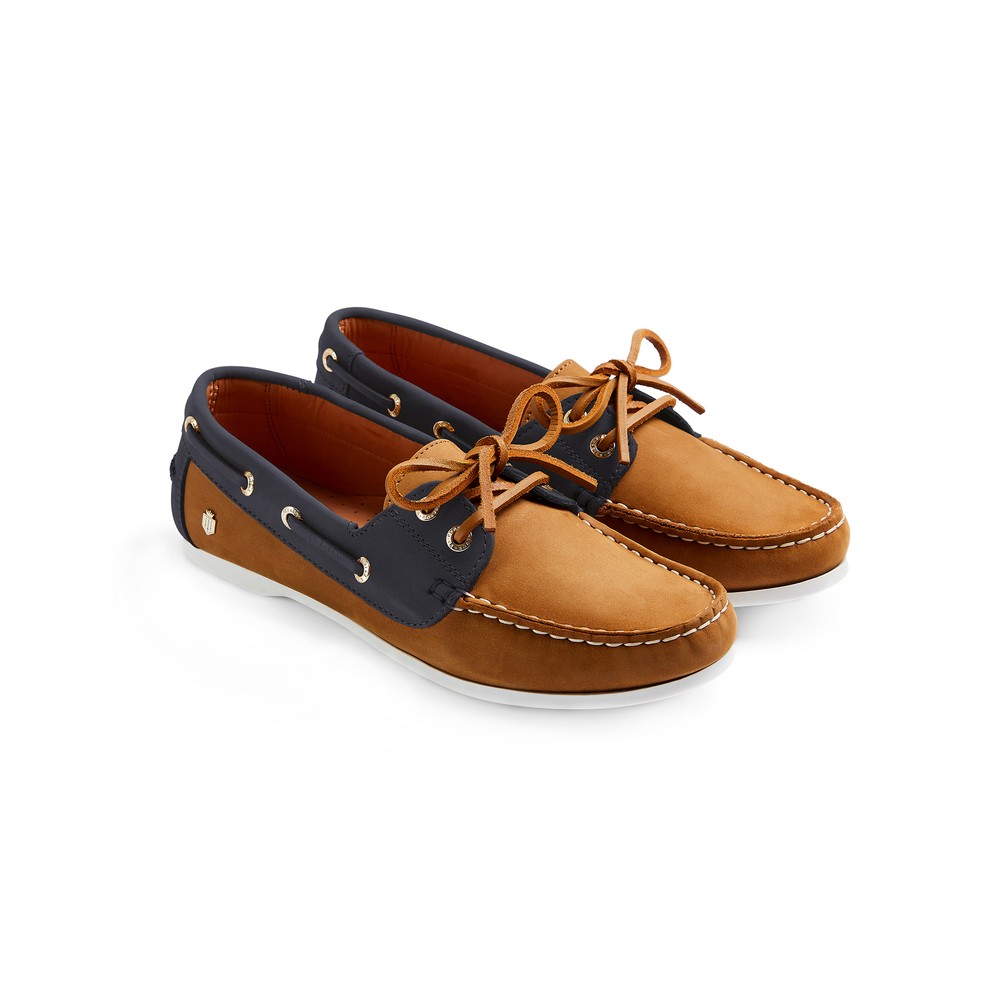 Fairfax & Favor Deck Shoe in Tan/navy