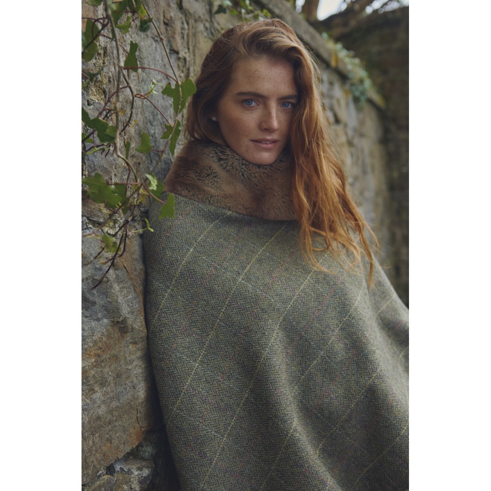 Dubarry of Ireland Dubarry Silverfir Women's Tweed Poncho Thistle