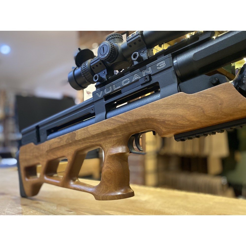 AGT (Airgun Technology) Pre-owned AGT Vulcan 3 Pre-charged Pneumatic Air Rifle - .22 Walnut