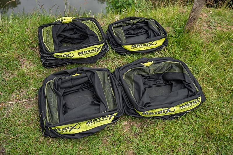 Matrix Carp Safe Keepnet Black & Green