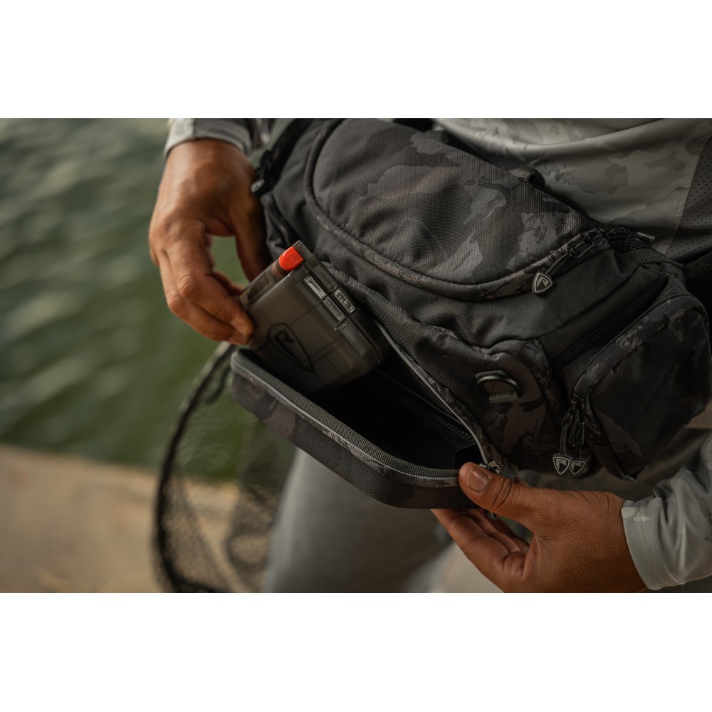 Fox Rage Camo Voyager Belt Bag