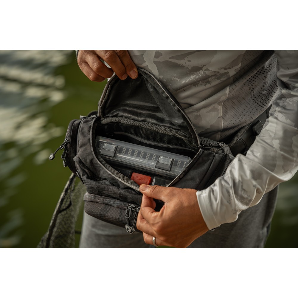 Fox Rage Camo Voyager Belt Bag