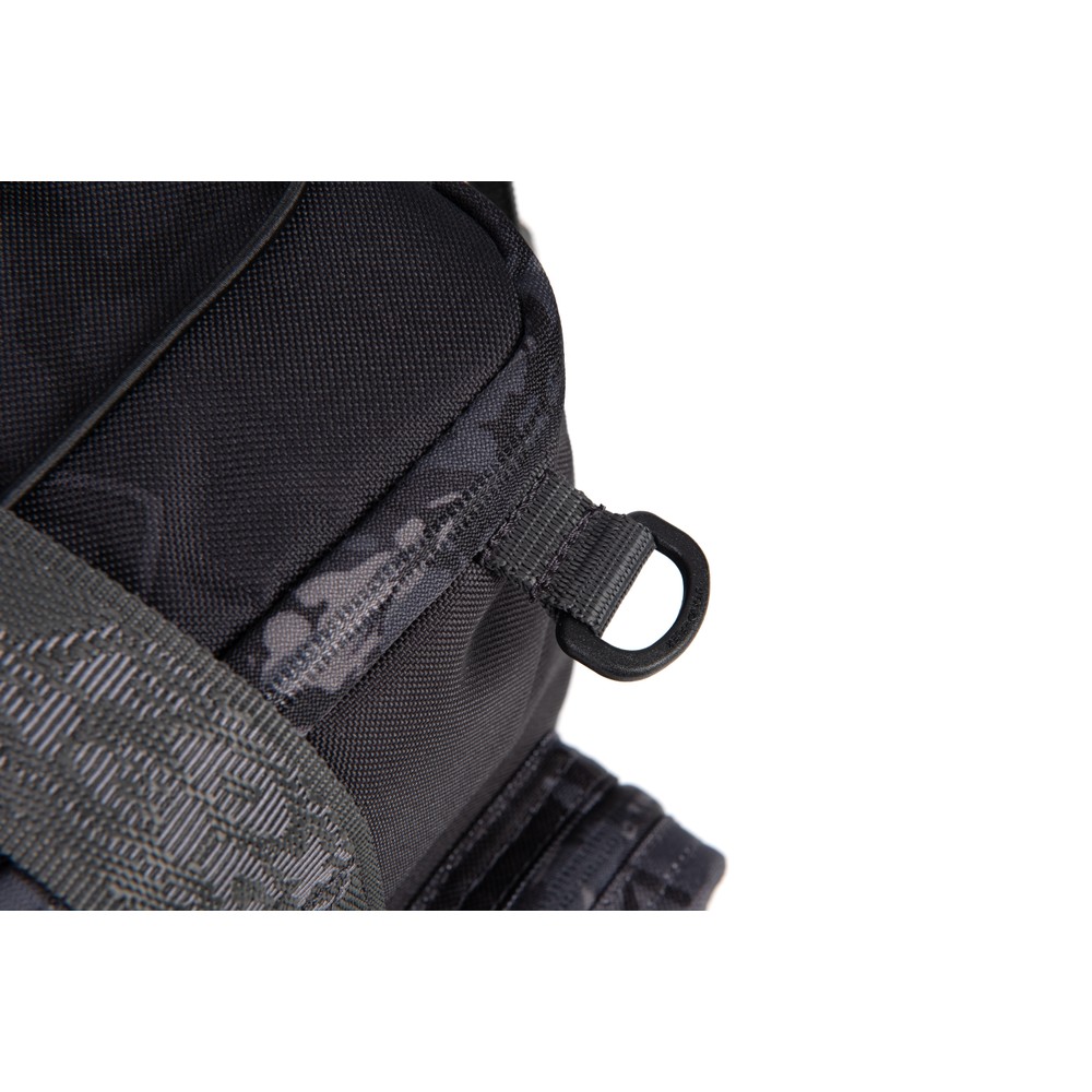 Fox Rage Camo Voyager Medium Tackle Bag 