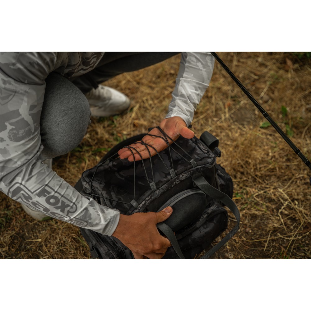 Fox Rage Camo Voyager Medium Tackle Bag 