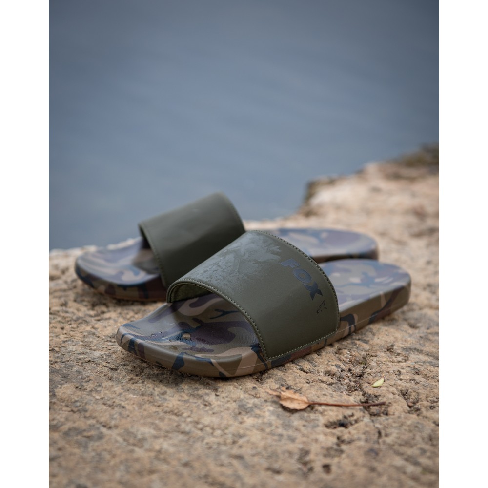 Fox Sliders - Size 9 / 43