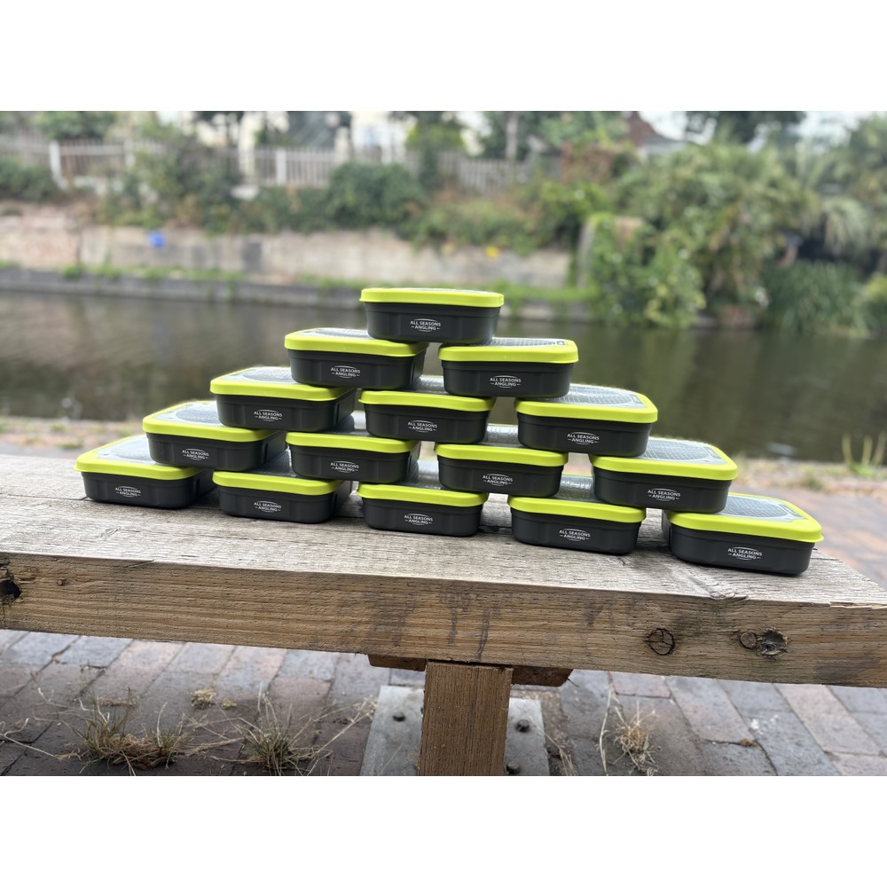 Matrix All Seasons Angling 2.2 Pint Bait Tub