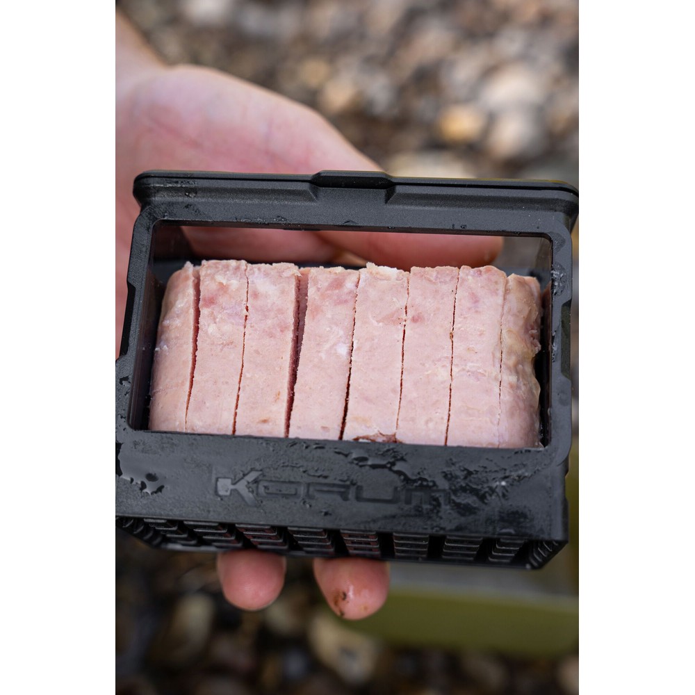 Korum Meat Cuber Black