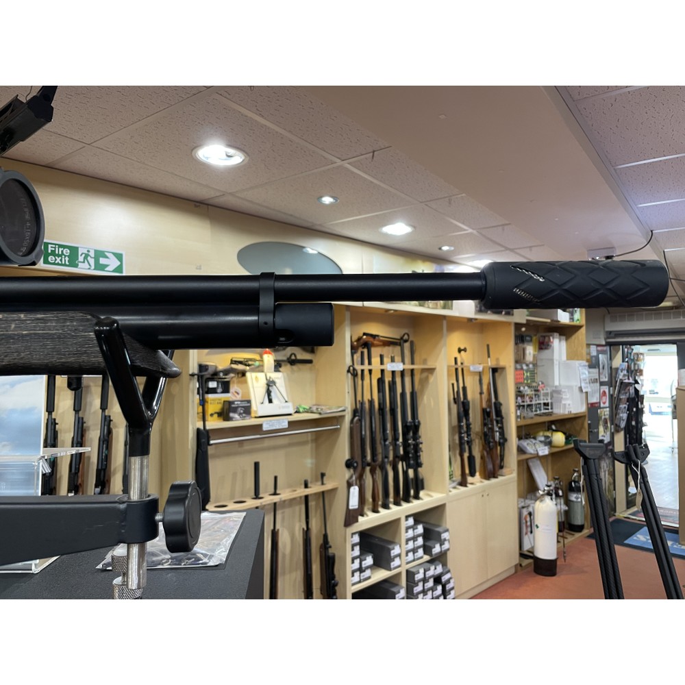 Daystate Pre-owned  Huntsman Revere Safari Pre-charged Pneumatic Air Rifle - .177 Wood