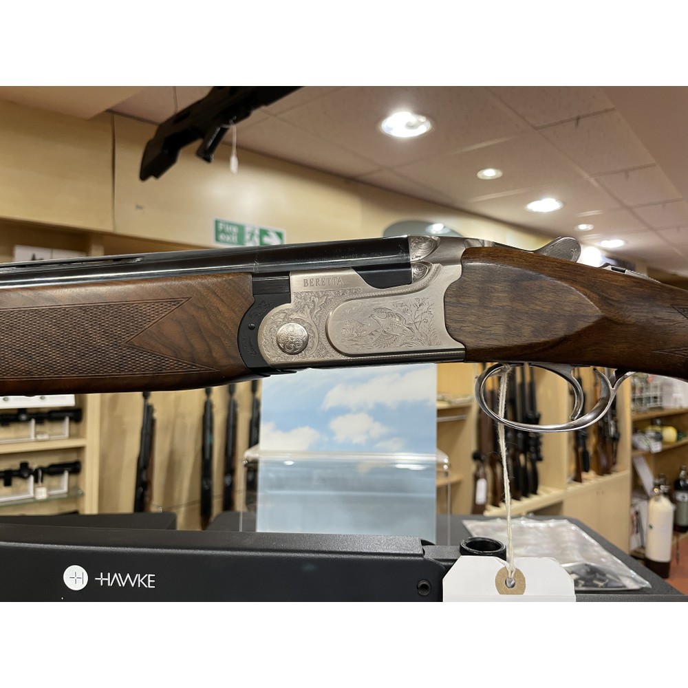Beretta Pre-owned 690 Field III Over and Under Shotgun - 12 gauge Walnut
