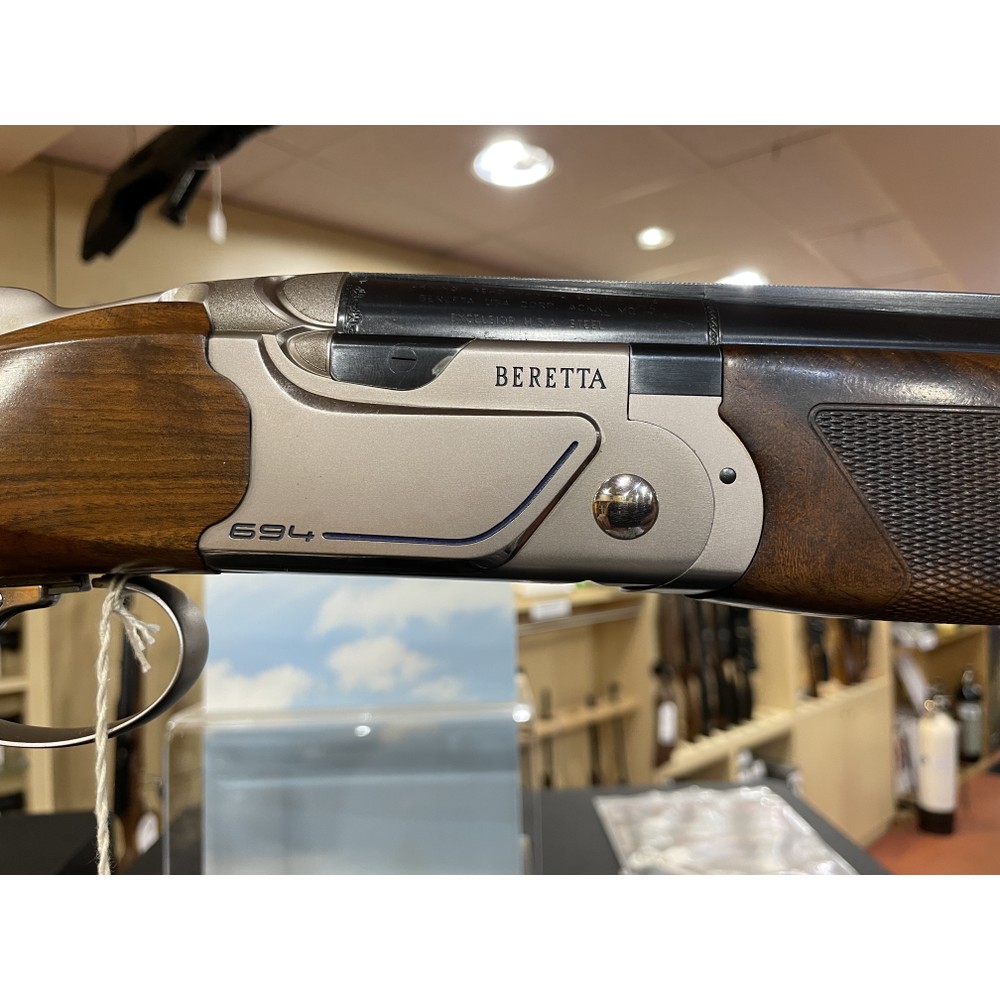 Beretta Pre-owned 694 Sporting Adjustable Over and Under Shotgun - 12 gauge Walnut
