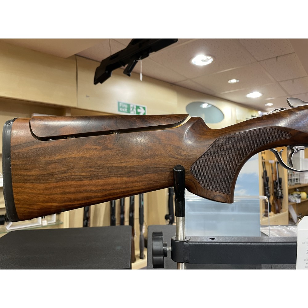 Beretta Pre-owned 694 Sporting Adjustable Over and Under Shotgun - 12 gauge Walnut