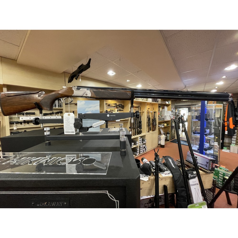 Beretta Pre-owned  694 Sporting Adjustable Over and Under Shotgun - 12 gauge